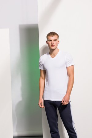 Skinnifit SFM122 - MENS STRETCH V-NECK T SHIRT