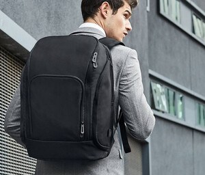 Quadra QD910 - Backpack with Pro-Tech charger